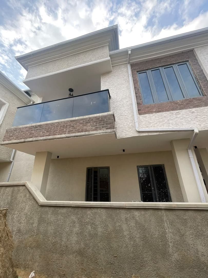 Standard 3 bedroom semi detached duplex