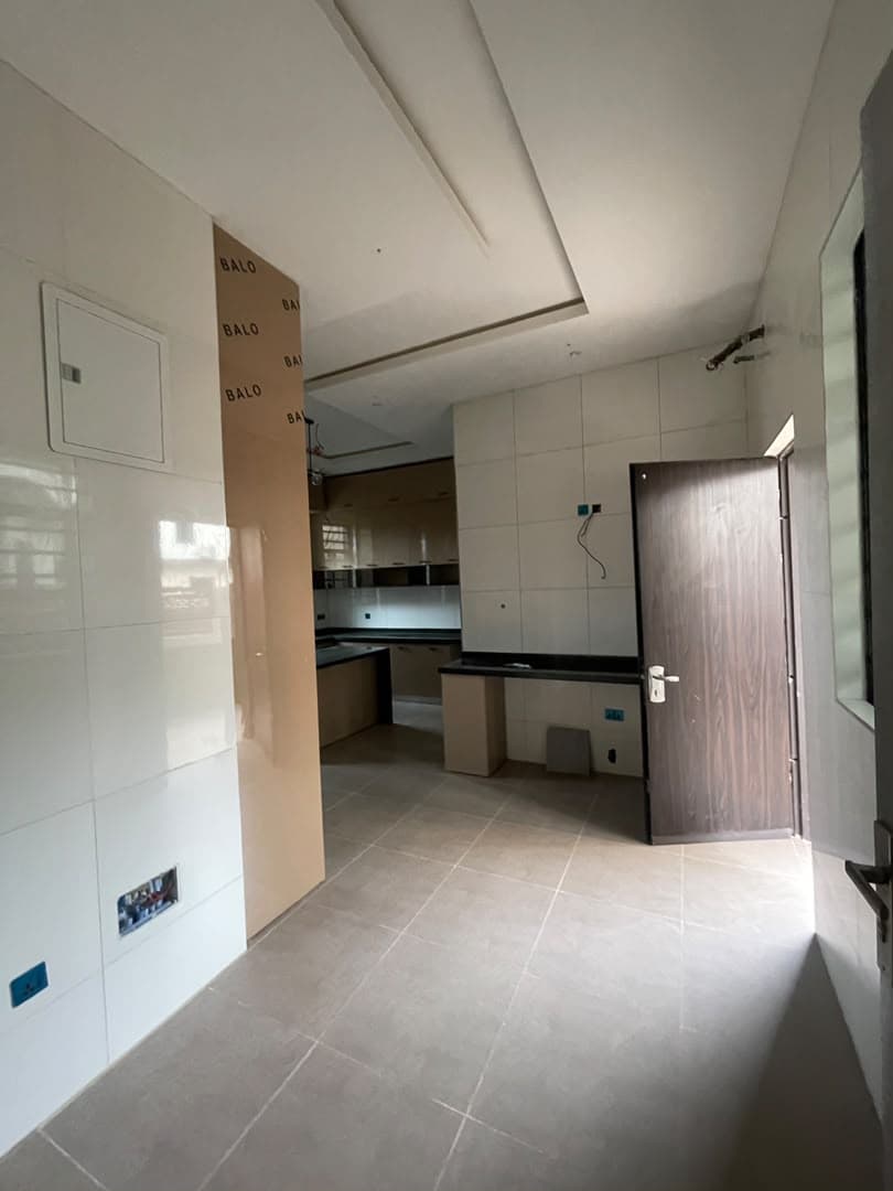 NEWLY BUILT 5 BEDROOM FULLY DETACHED DUPLEX WITH BQ