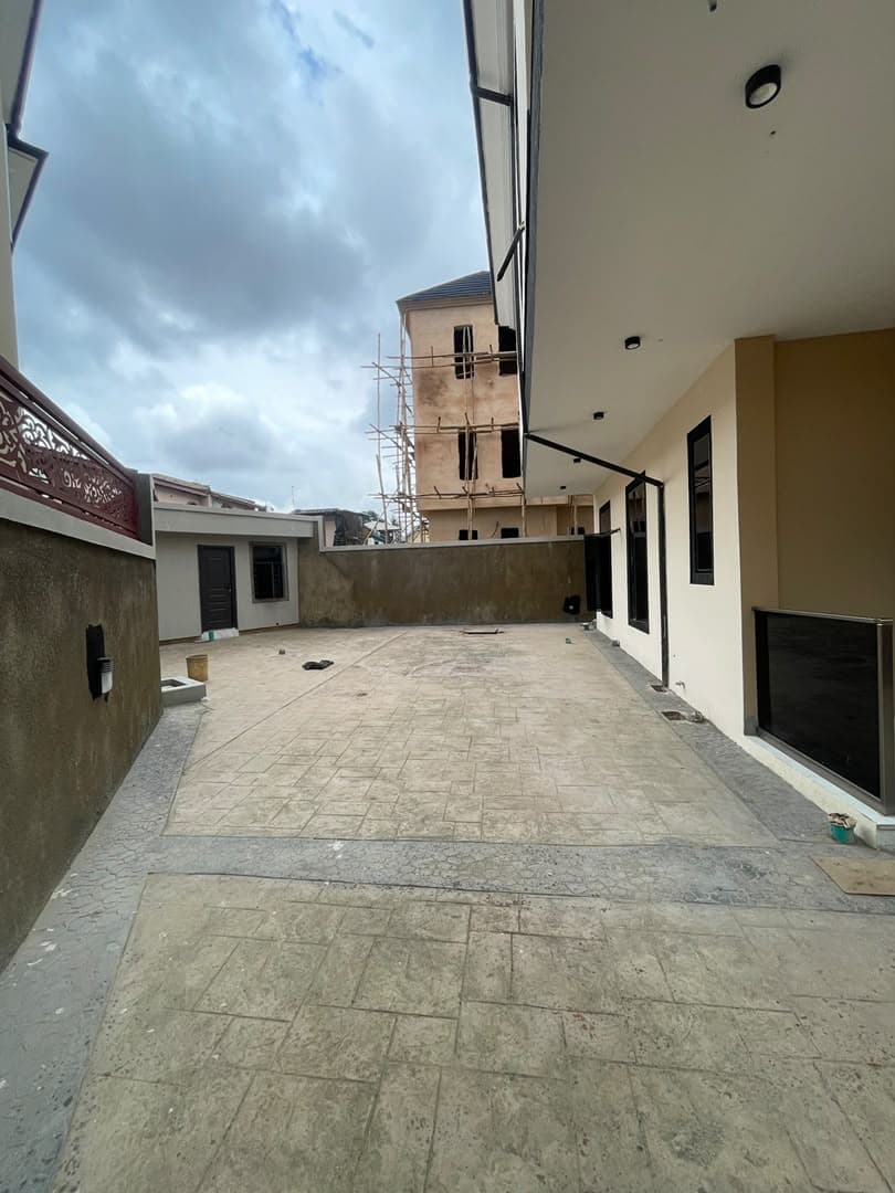 NEWLY BUILT 5 BEDROOM FULLY DETACHED DUPLEX WITH BQ