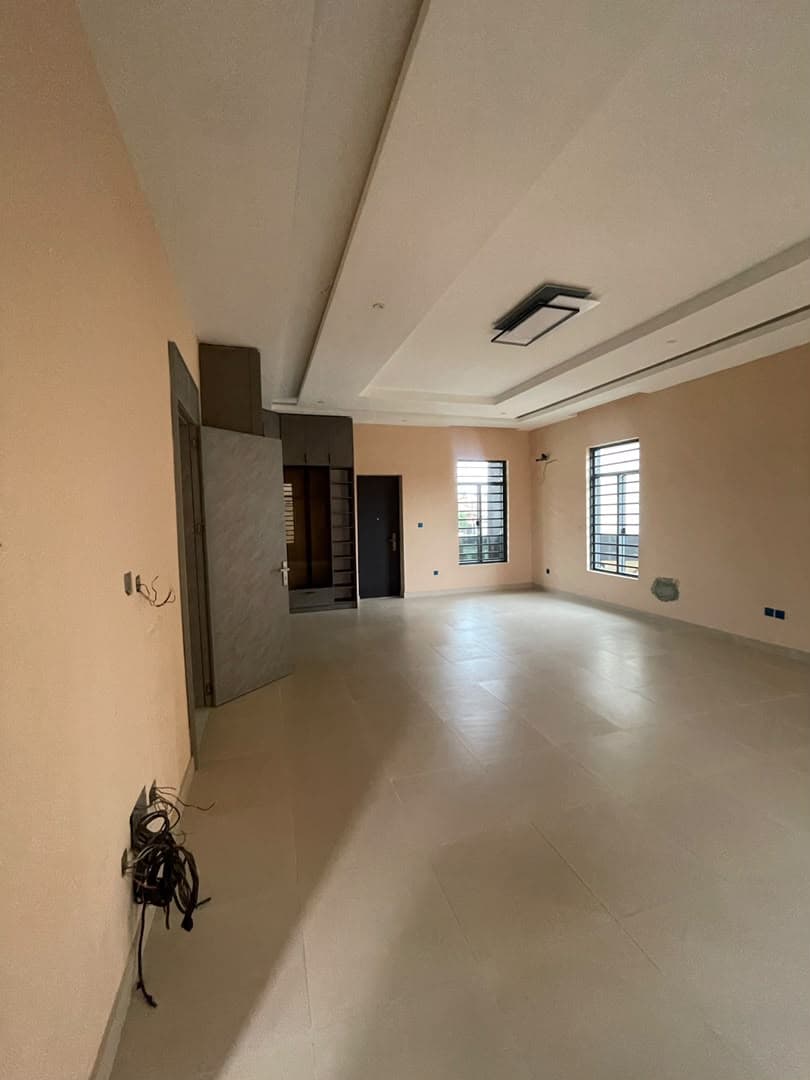 NEWLY BUILT 5 BEDROOM FULLY DETACHED DUPLEX WITH BQ
