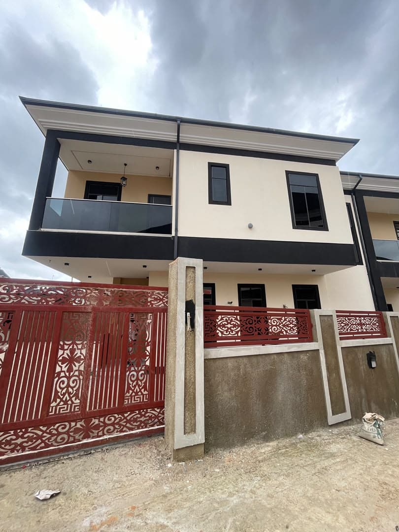 NEWLY BUILT 5 BEDROOM FULLY DETACHED DUPLEX WITH BQ