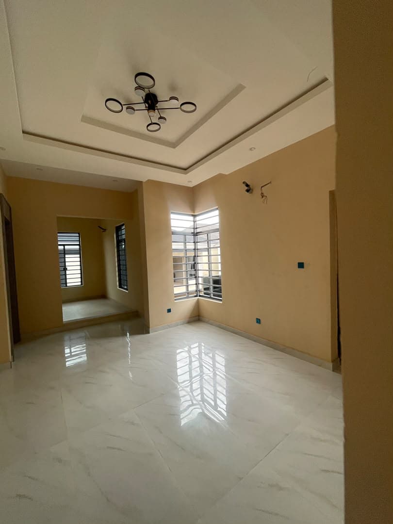 NEWLY BUILT 5 BEDROOM FULLY DETACHED DUPLEX WITH BQ