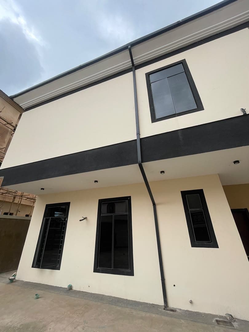 NEWLY BUILT 5 BEDROOM FULLY DETACHED DUPLEX WITH BQ