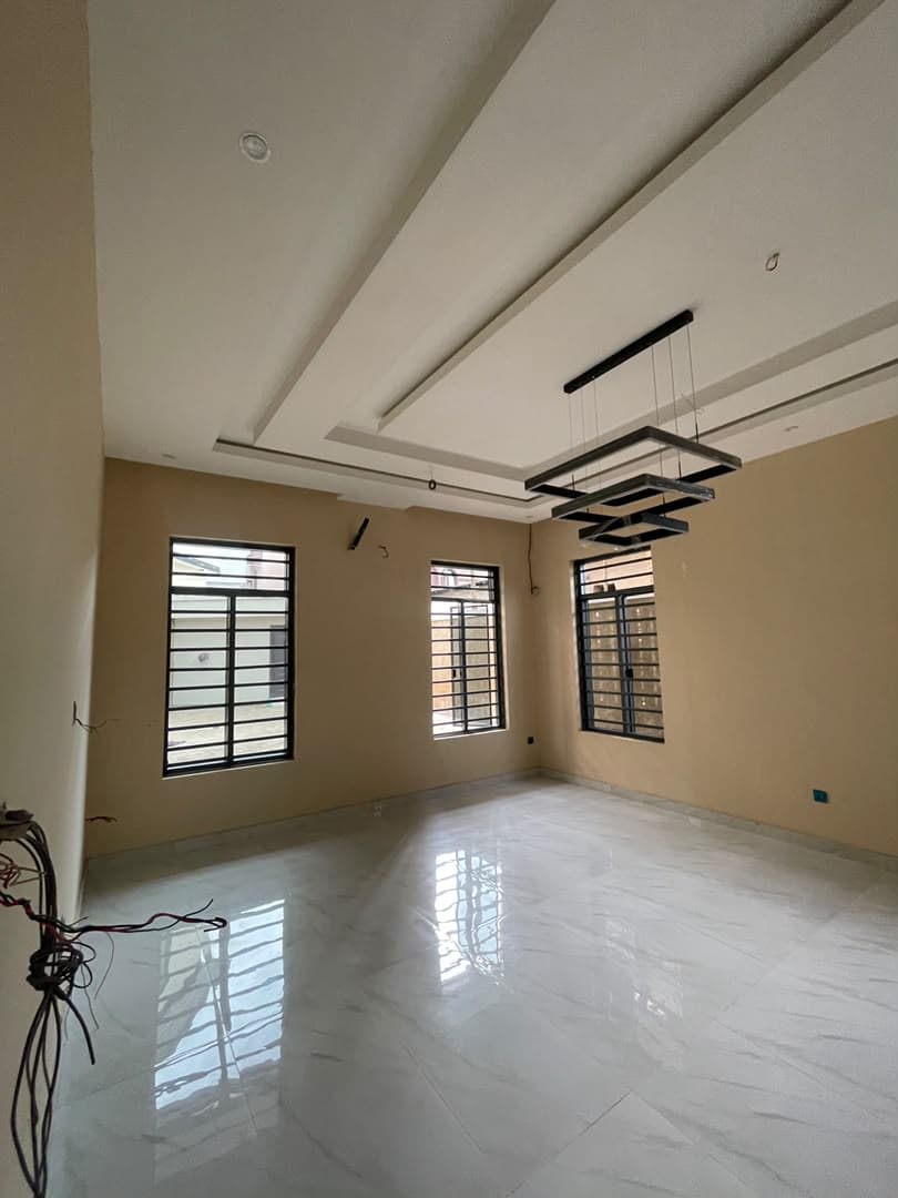 NEWLY BUILT 5 BEDROOM FULLY DETACHED DUPLEX WITH BQ