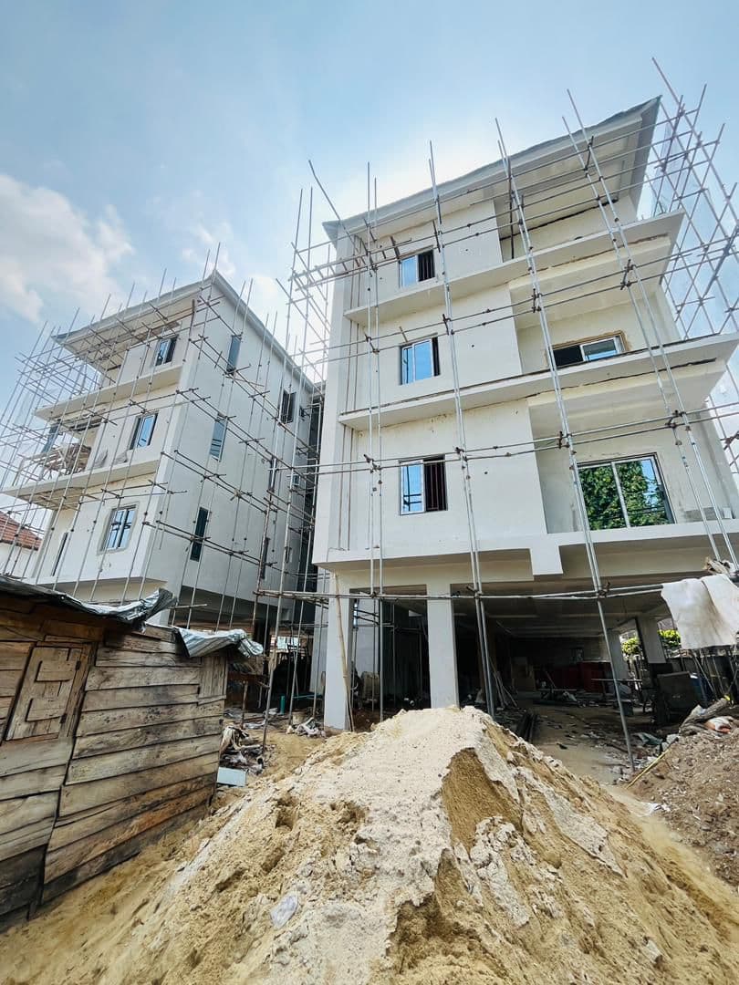 Newly Built 4 Bedroom Apartment with a Bq