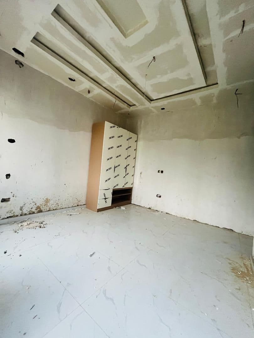 Newly Built 4 Bedroom Apartment with a Bq