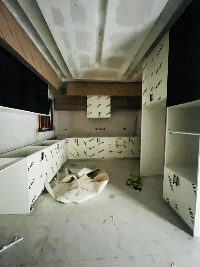 Newly Built 4 Bedroom Apartment with a Bq