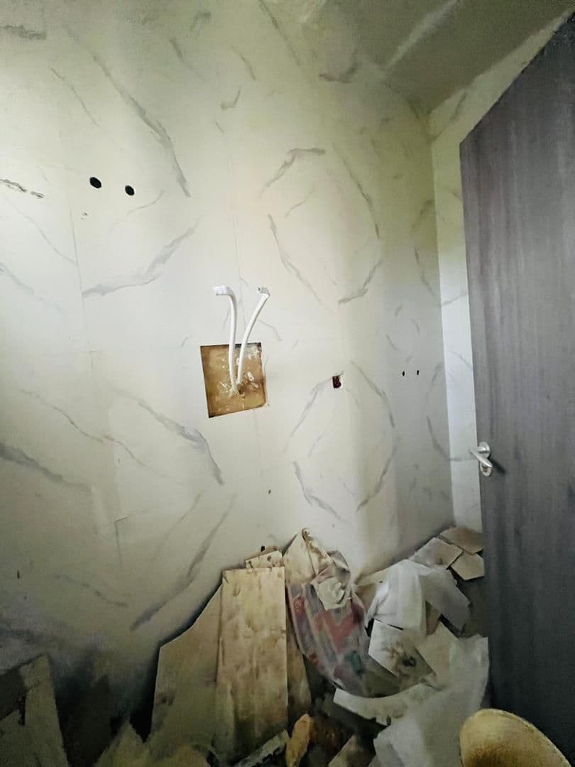 Newly Built 4 Bedroom Apartment with a Bq