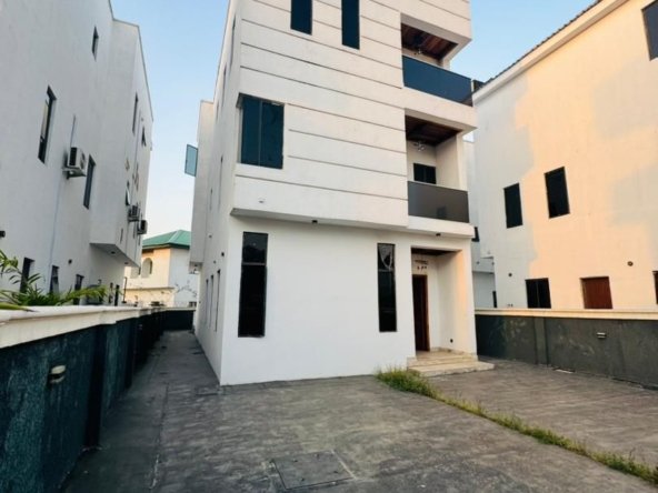 Exquisitely Built 4 Bedroom Fully Detached Duplex with BQ in Ikeja | Chaman Properties