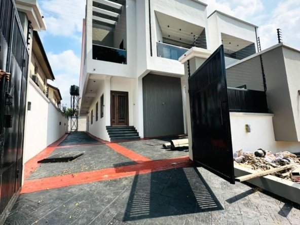Luxury Newly Built 4 Bedroom Detached Duplex with BQ in Magodo Phase 2 - Chaman Properties