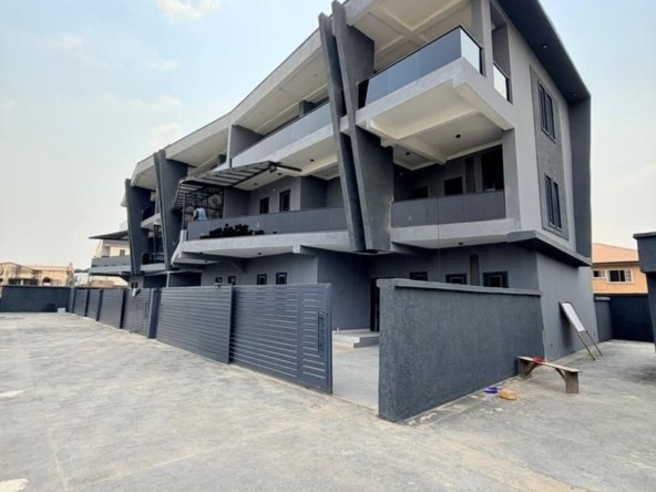 Well Designed 4 Bedroom Terrace Duplex in Maryland - Chaman Properties